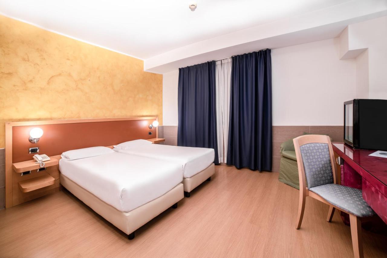 Ibis Styles Vintage Rom
